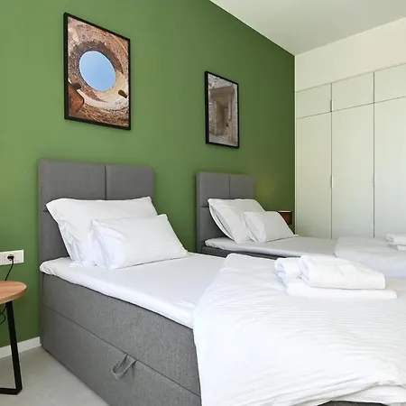 Apartament Steps From Palace & Riva - Old Town Pine