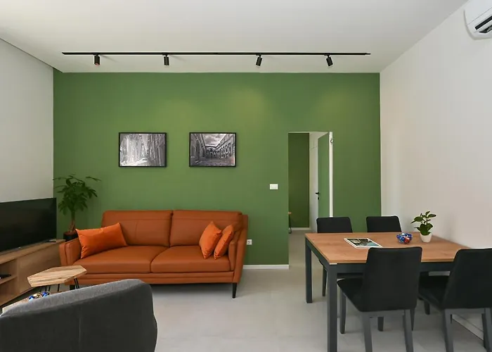 Steps From Palace & Riva - Old Town Pine 斯普利特